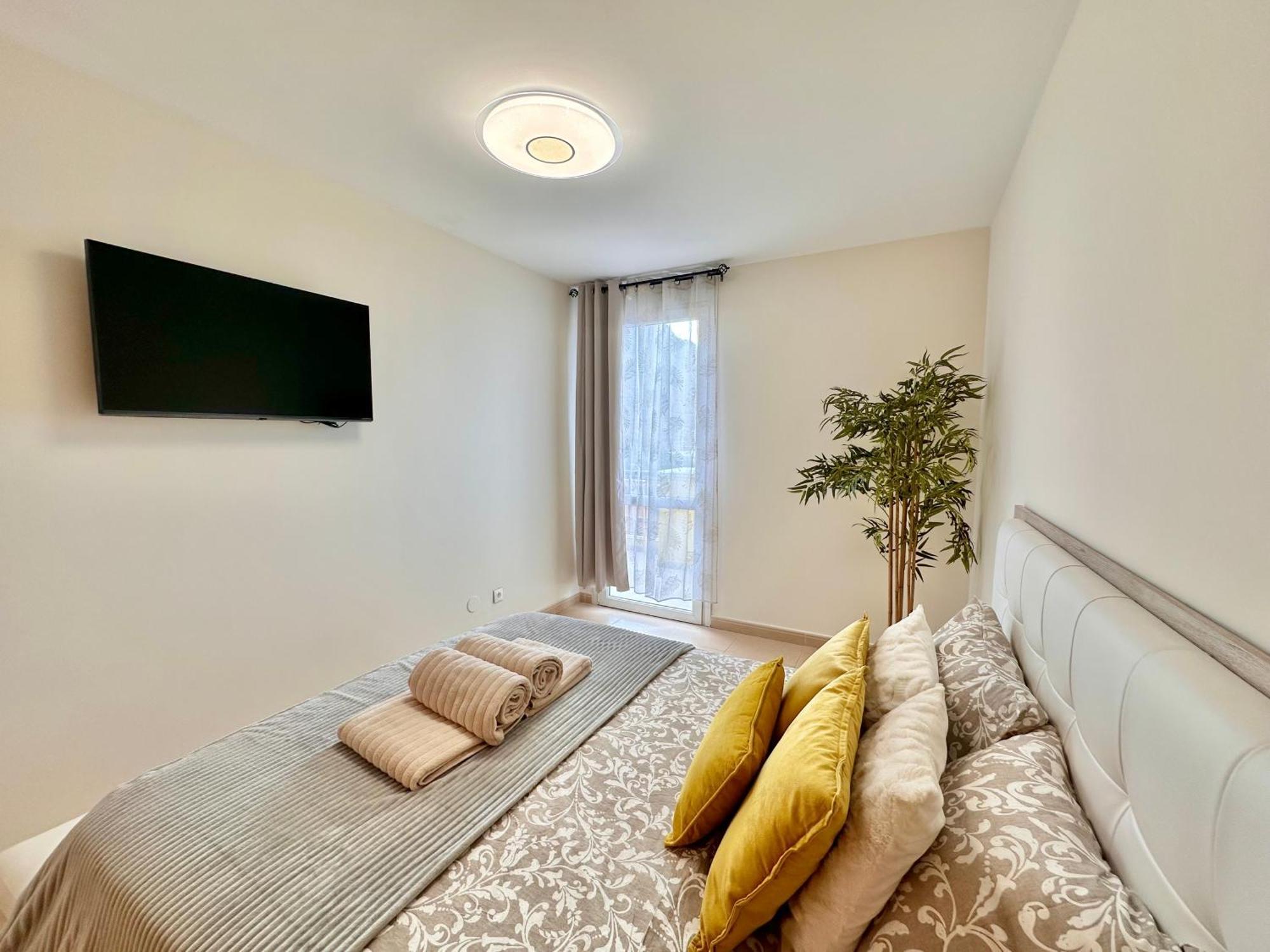 Sunshine Apartment With Sea Viev 아데제 외부 사진